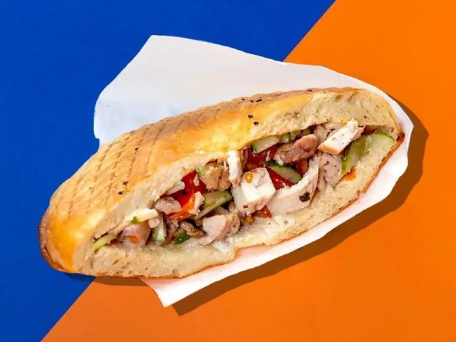 Шаурма в тандырной лепёшке